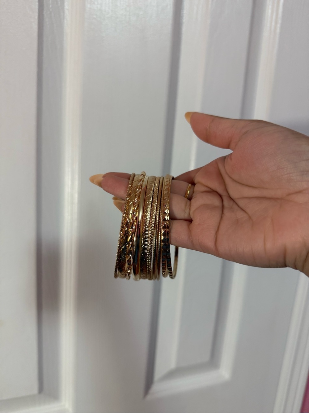 Mixed-Finish Bangle Bracelet Set Gold - Brand New